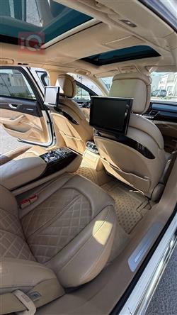 اودي A8